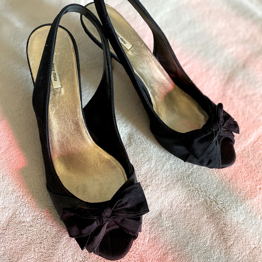 Vintage Miu Miu sling back heels
